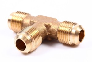 Trójnik T2-4 3 x 1/4" SAE, skręcany